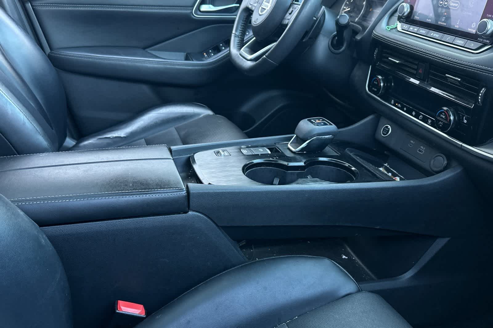 Thumbnail: 2021 Nissan Rogue - 18