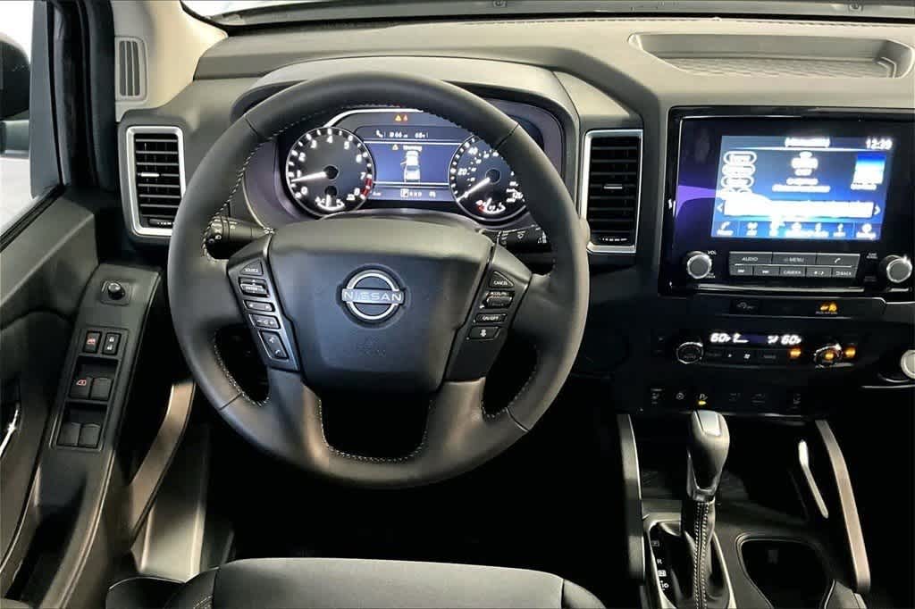 Thumbnail: 2024 Nissan Frontier - 17