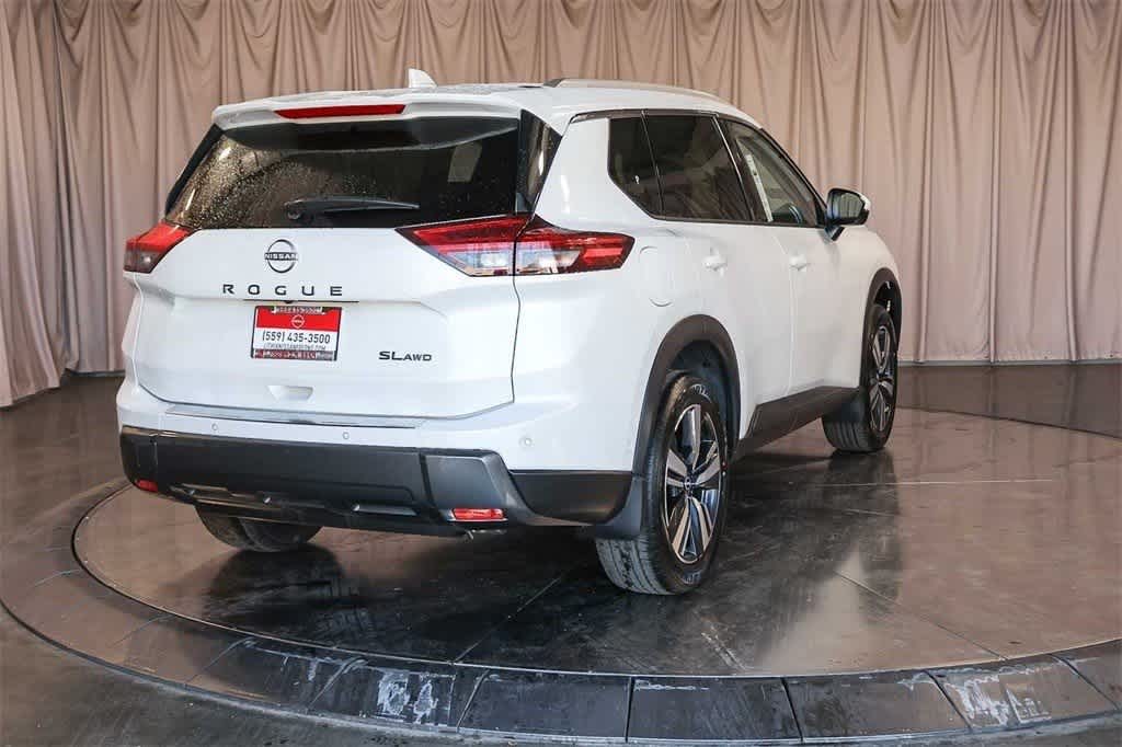 Thumbnail: 2025 Nissan Rogue - 5