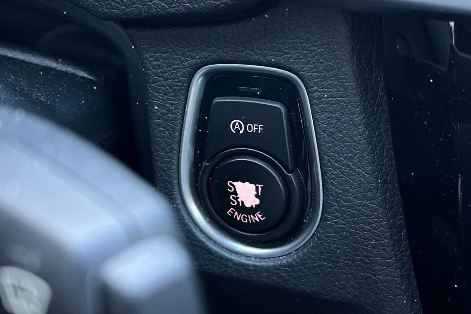 Thumbnail: 2017 BMW 3 Series - 24