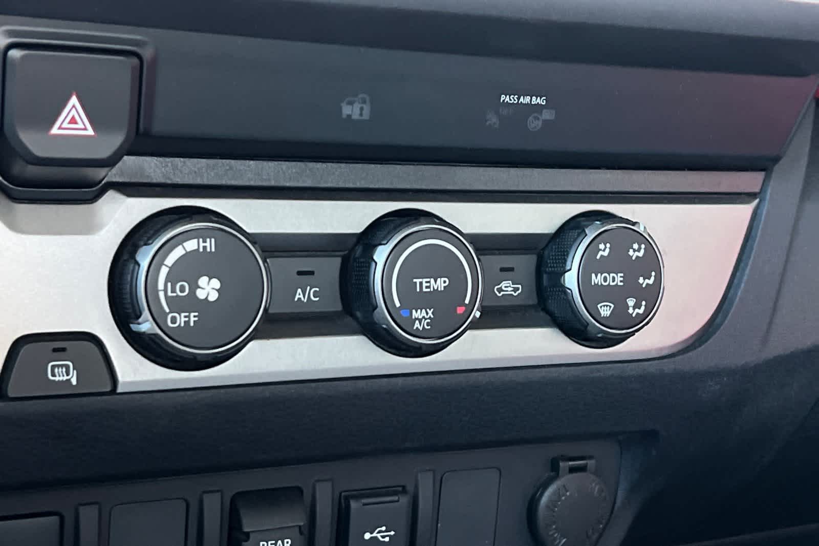 Thumbnail: 2020 Toyota Tacoma - 20