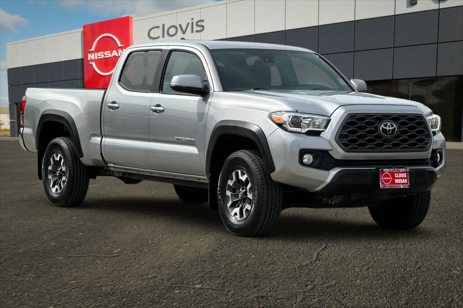 Thumbnail: 2020 Toyota Tacoma - 10