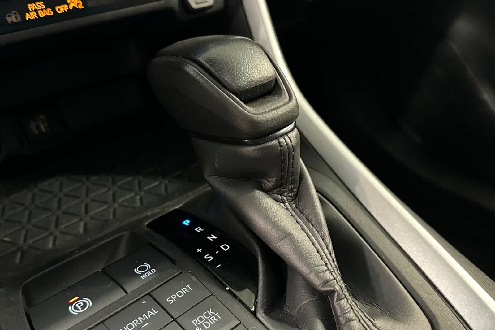 Thumbnail: 2024 Toyota RAV4 - 24