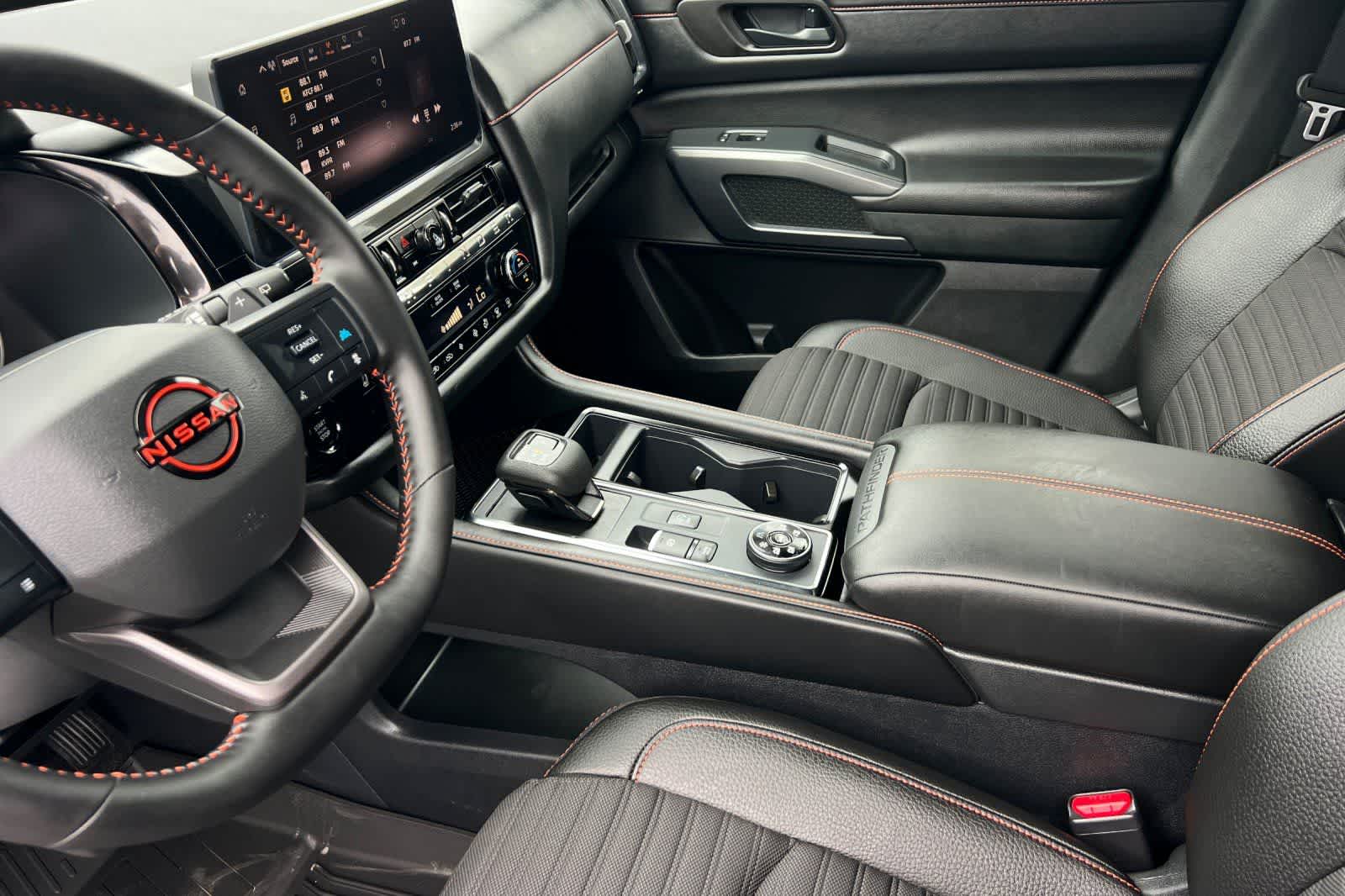 Thumbnail: 2026 Nissan Pathfinder - 12