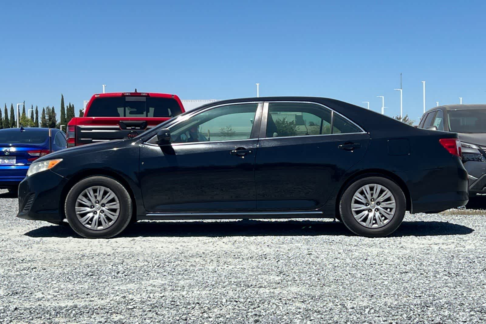 Thumbnail: 2014 Toyota Camry - 6
