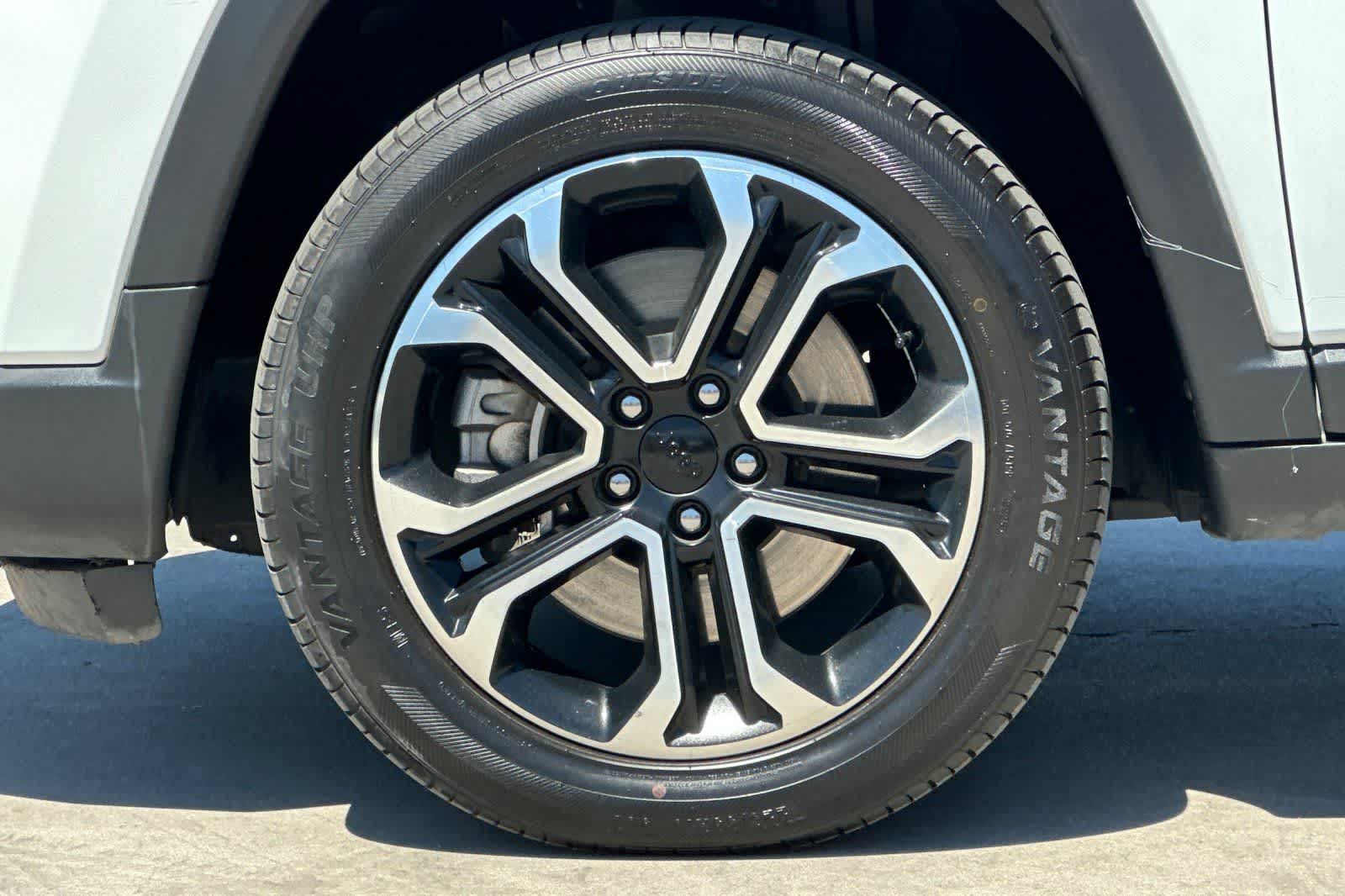 Thumbnail: 2024 Jeep Compass - 35