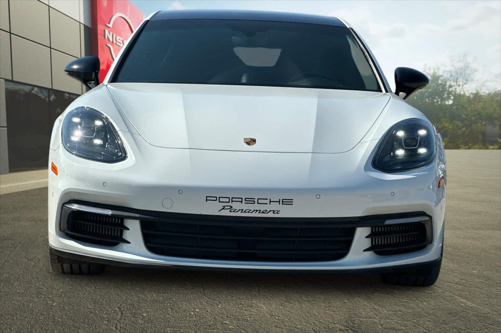 Thumbnail: 2018 Porsche Panamera - 11
