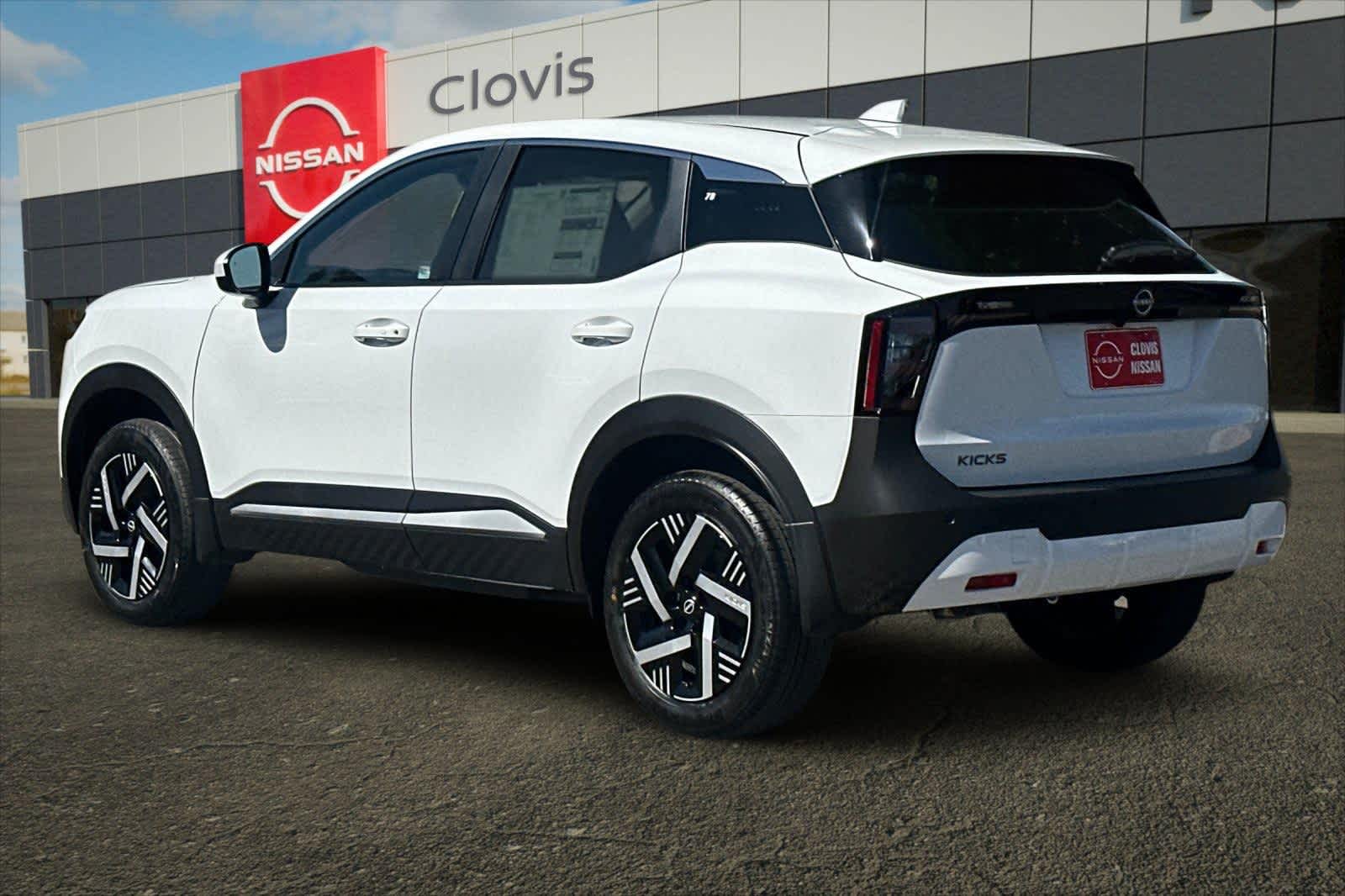 Thumbnail: 2025 Nissan Kicks - 7