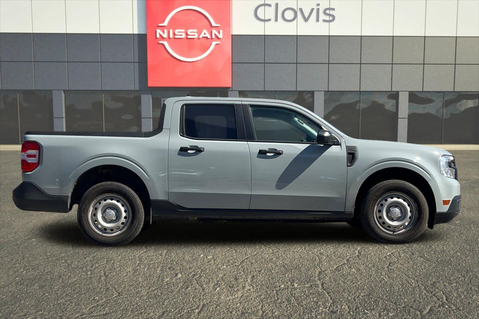 Thumbnail: 2022 Ford Maverick - 9