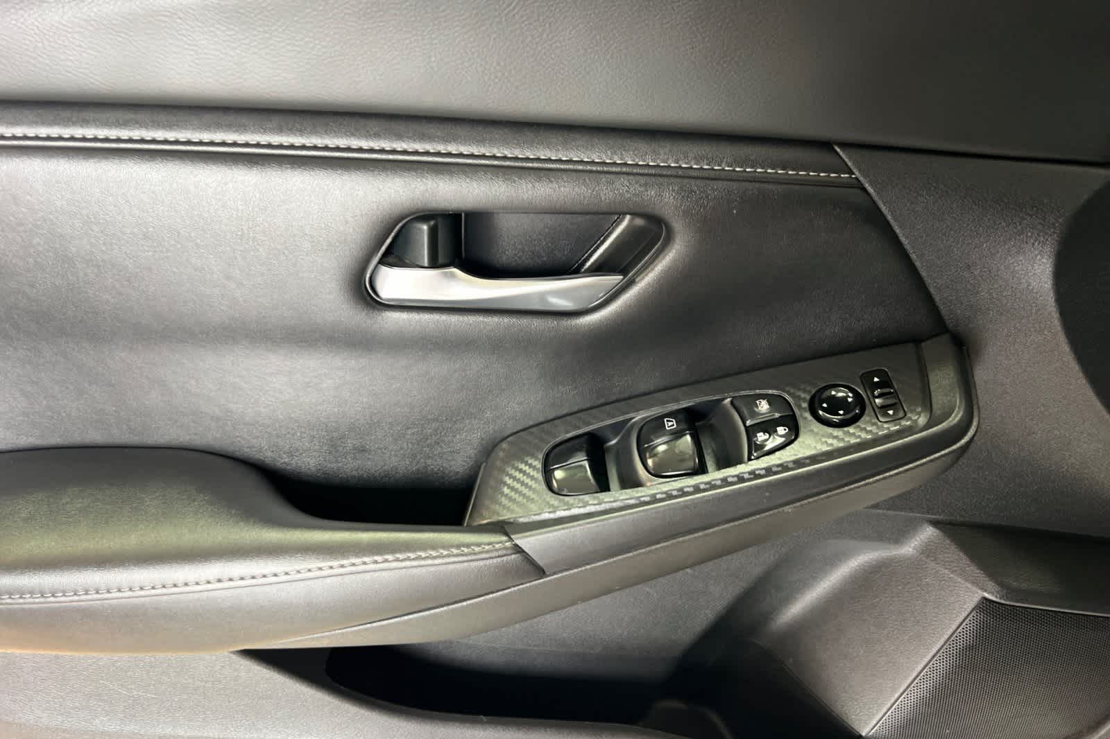2022 Nissan Sentra SV 13
