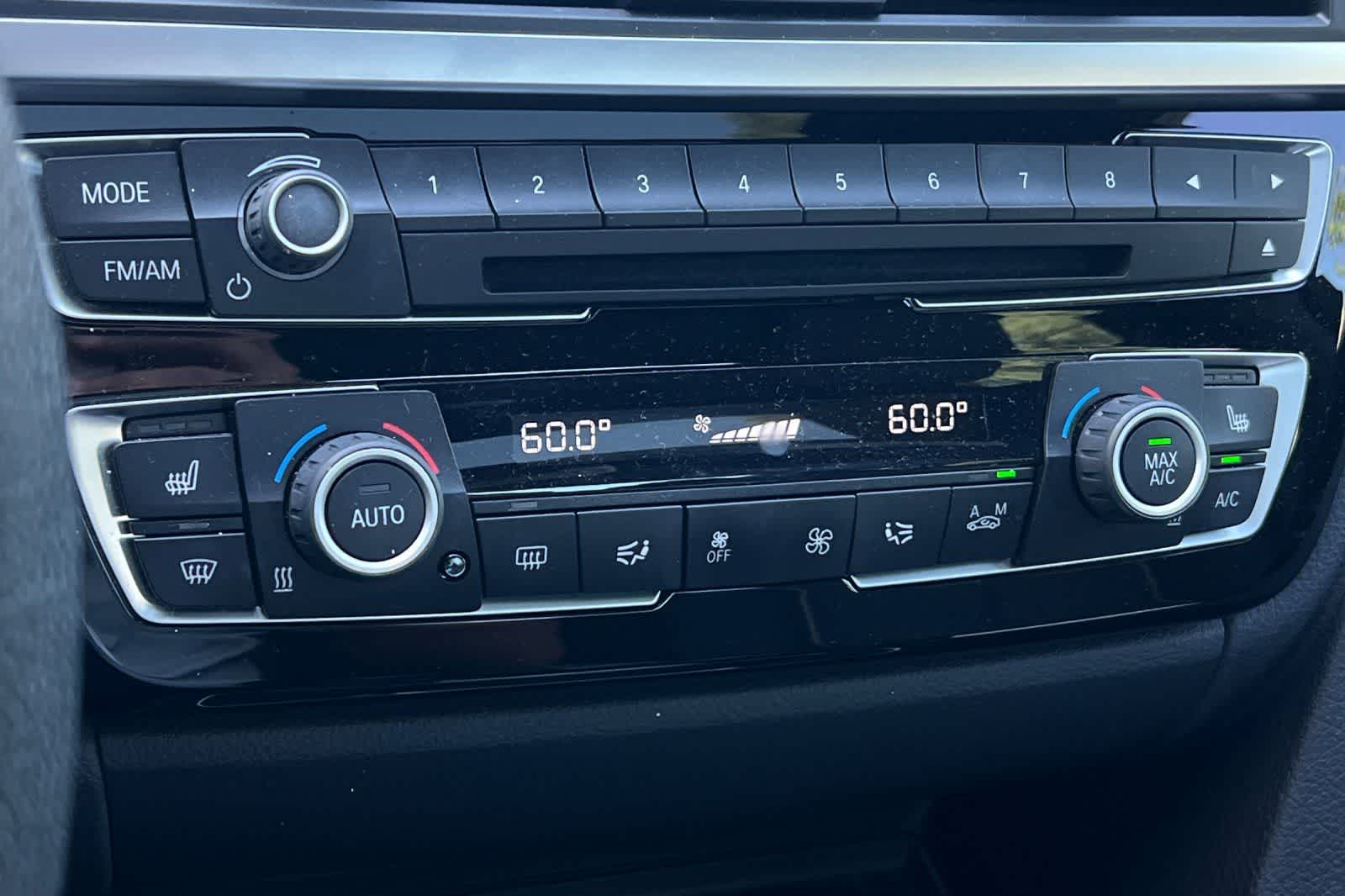 Thumbnail: 2017 BMW 3 Series - 22