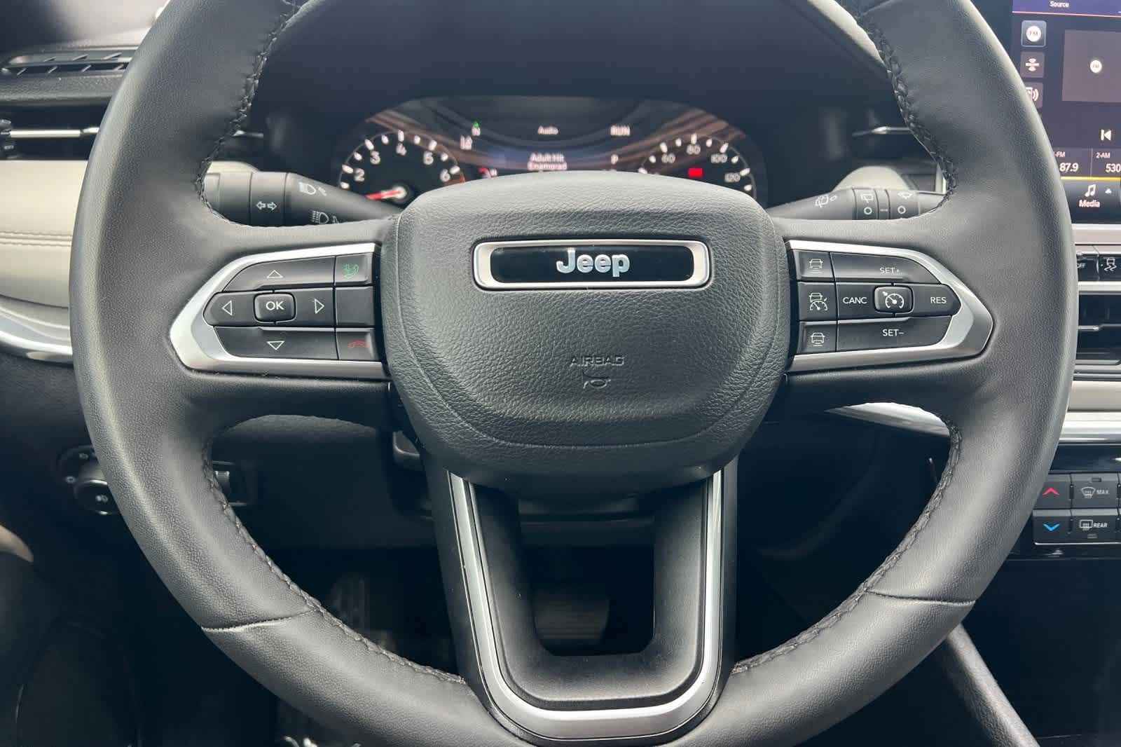 Thumbnail: 2023 Jeep Compass - 27