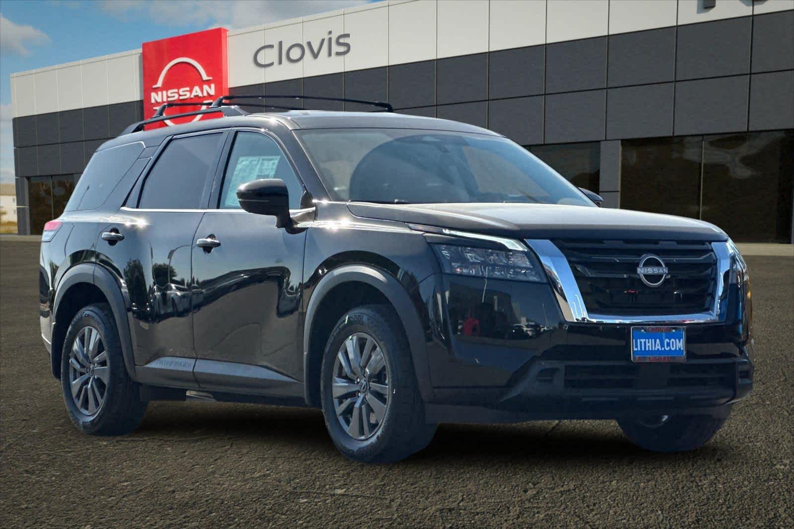 Thumbnail: 2025 Nissan Pathfinder - 10