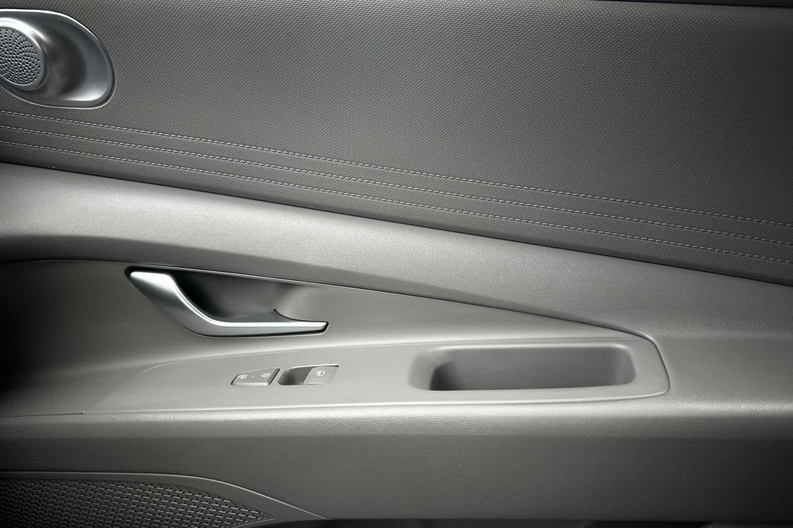 Thumbnail: 2024 Hyundai Elantra - 20