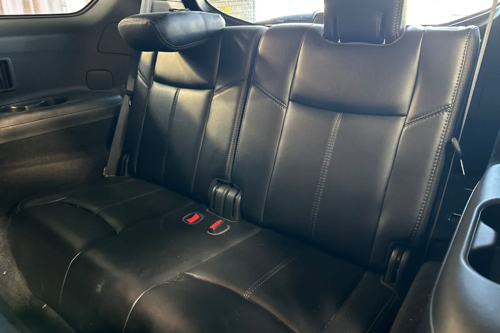 Thumbnail: 2020 Nissan Pathfinder - 17