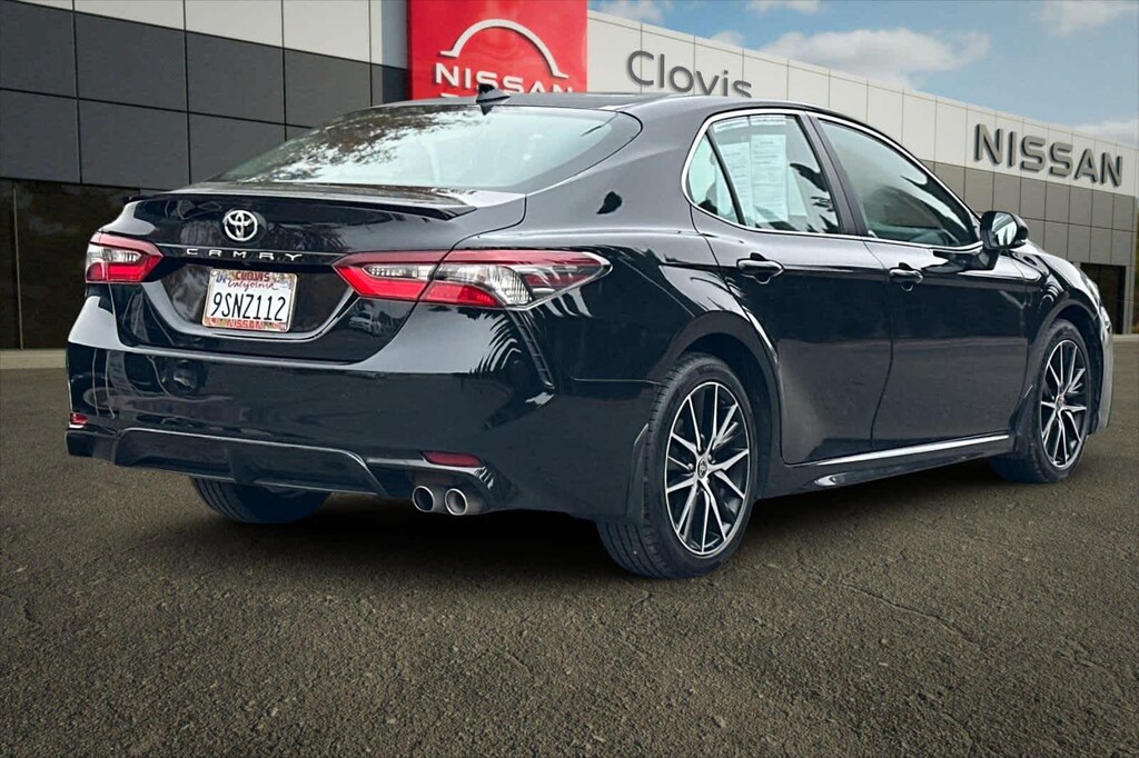 Used 2023 Toyota Camry SE Sedan