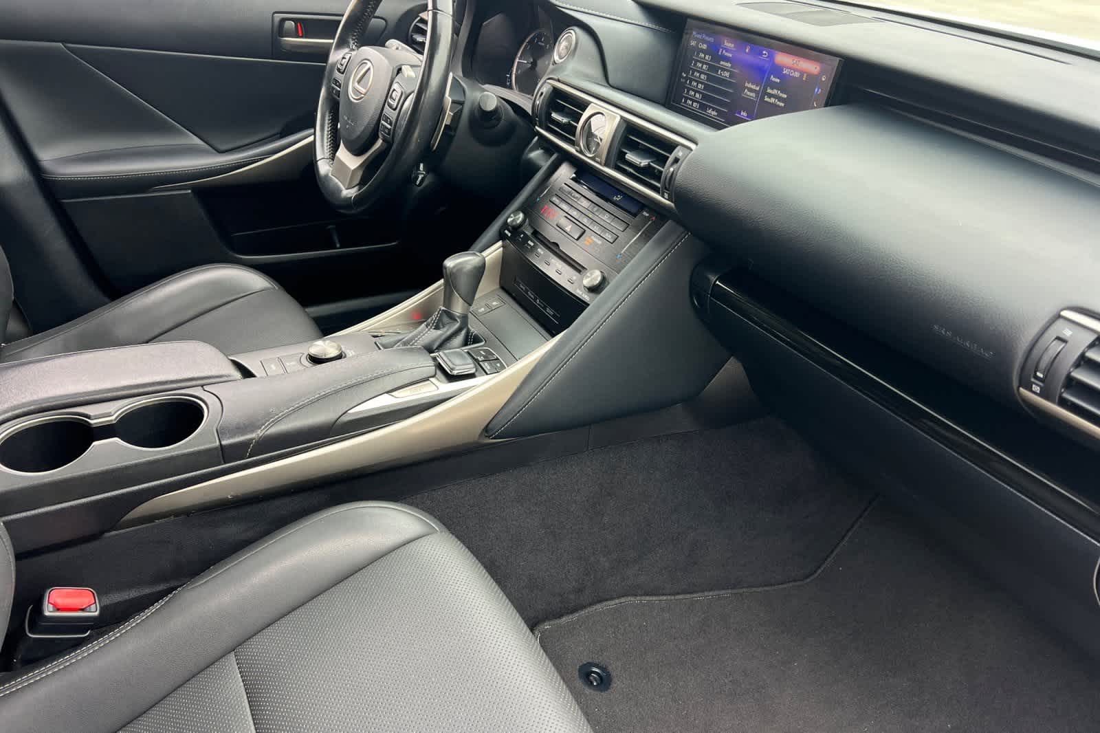 Thumbnail: 2017 Lexus IS - 16