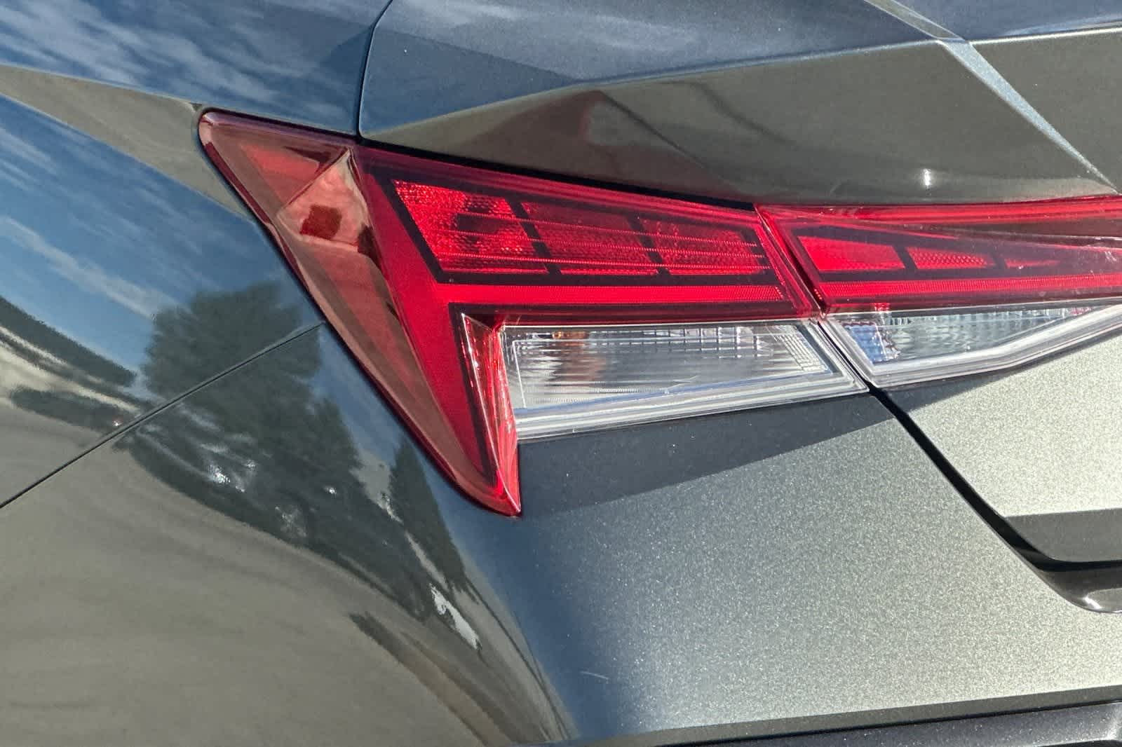 Thumbnail: 2024 Hyundai Elantra - 13
