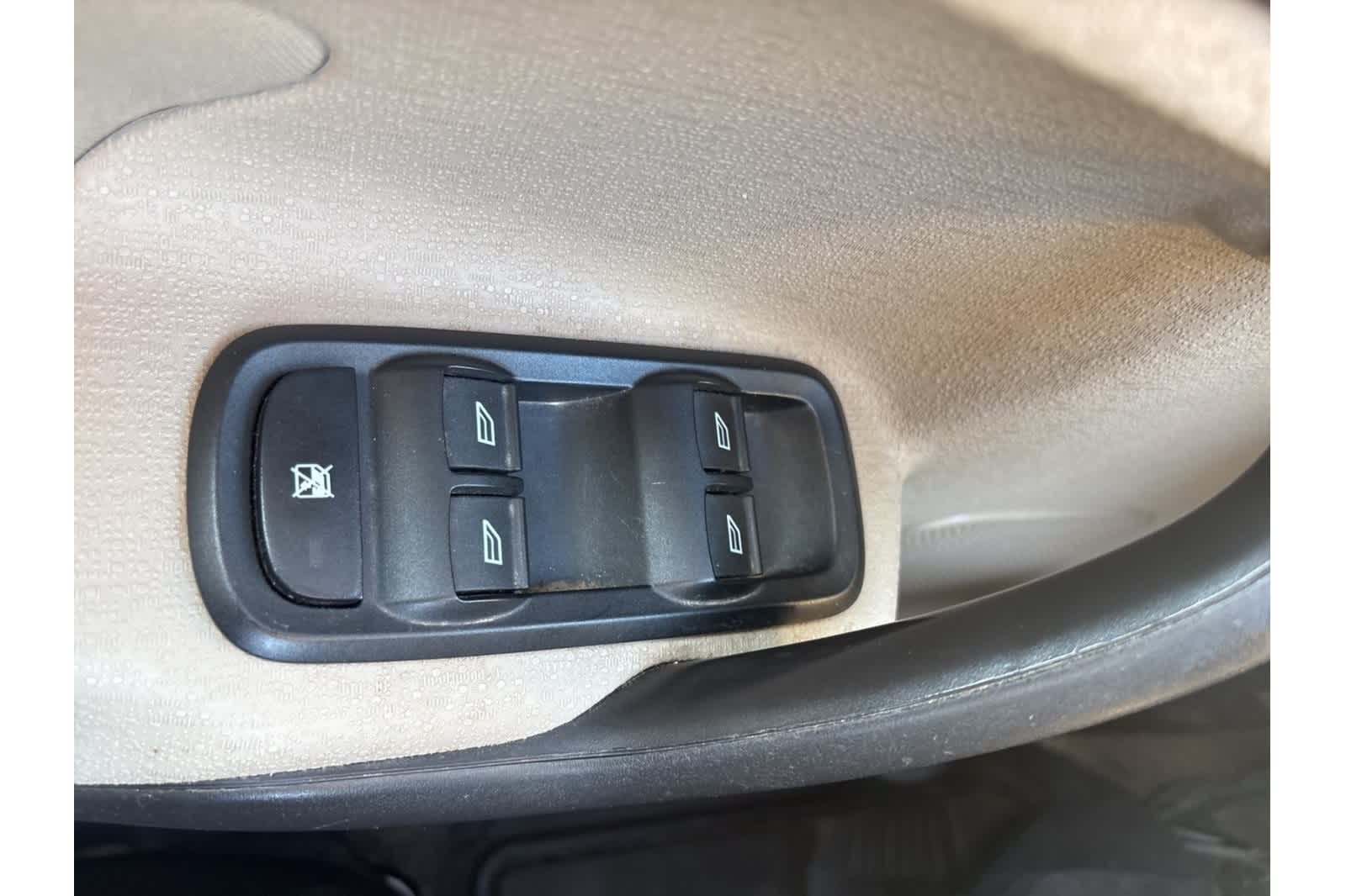 Thumbnail: 2018 Ford Fiesta - 9