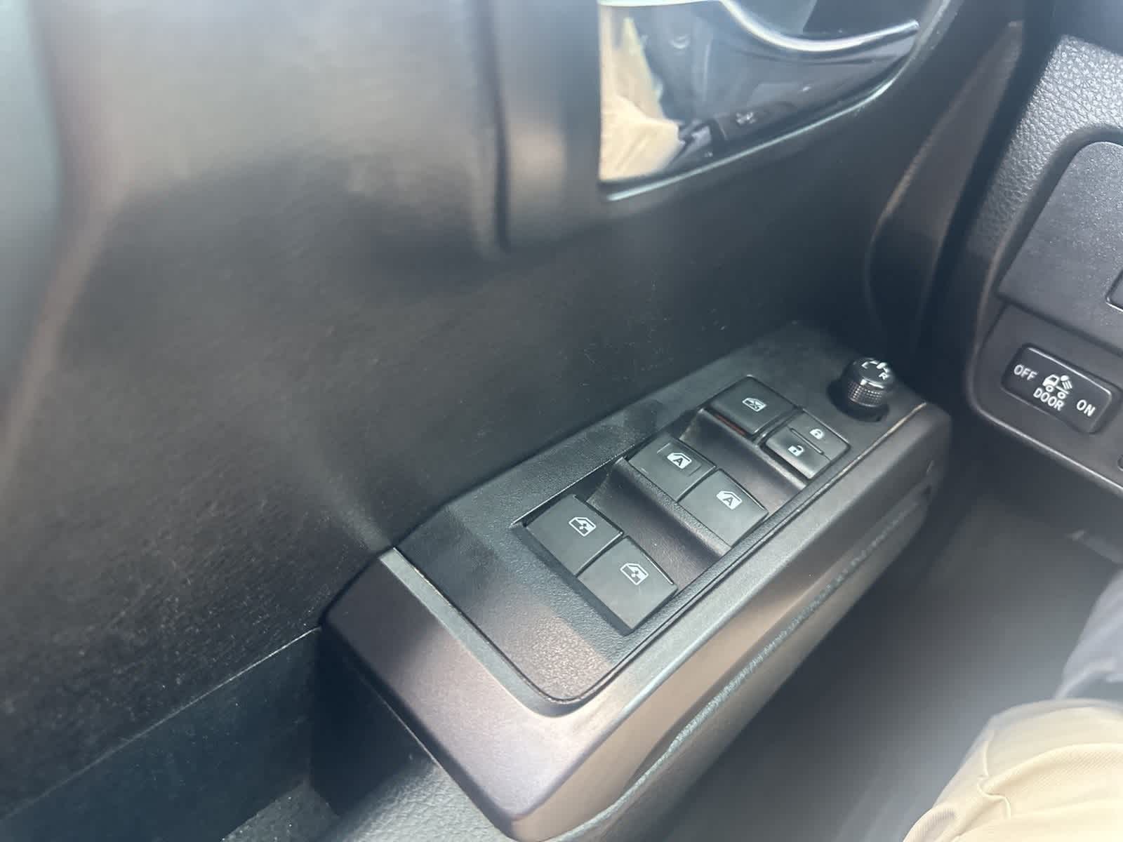2021 Toyota Tacoma TRD Sport 27