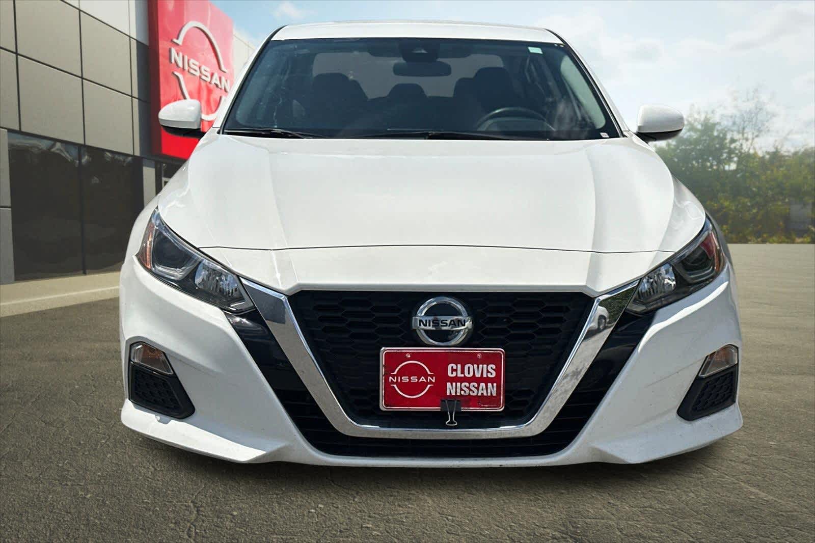 Thumbnail: 2021 Nissan Altima - 11