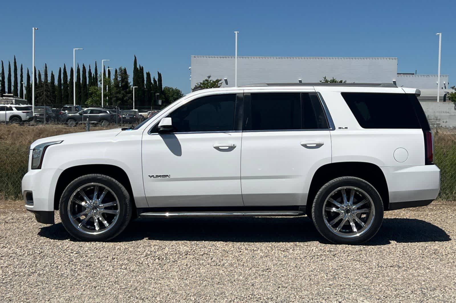 Thumbnail: 2015 GMC Yukon - 6
