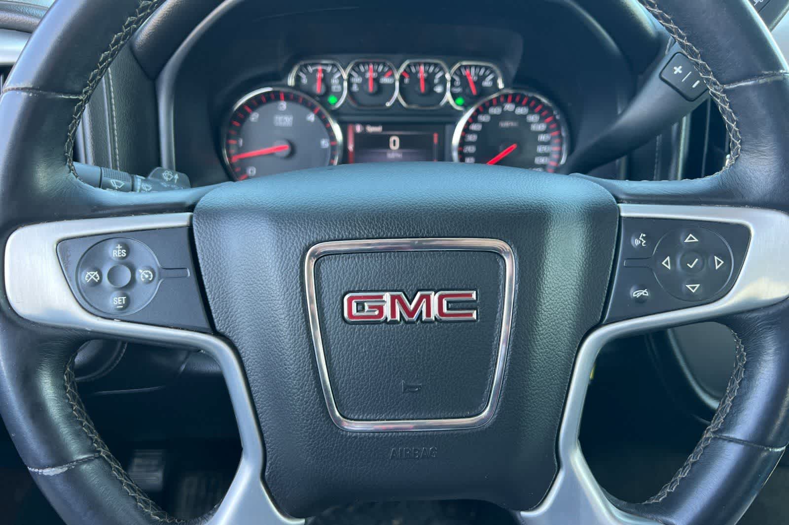 Thumbnail: 2016 GMC Sierra 2500 - 23
