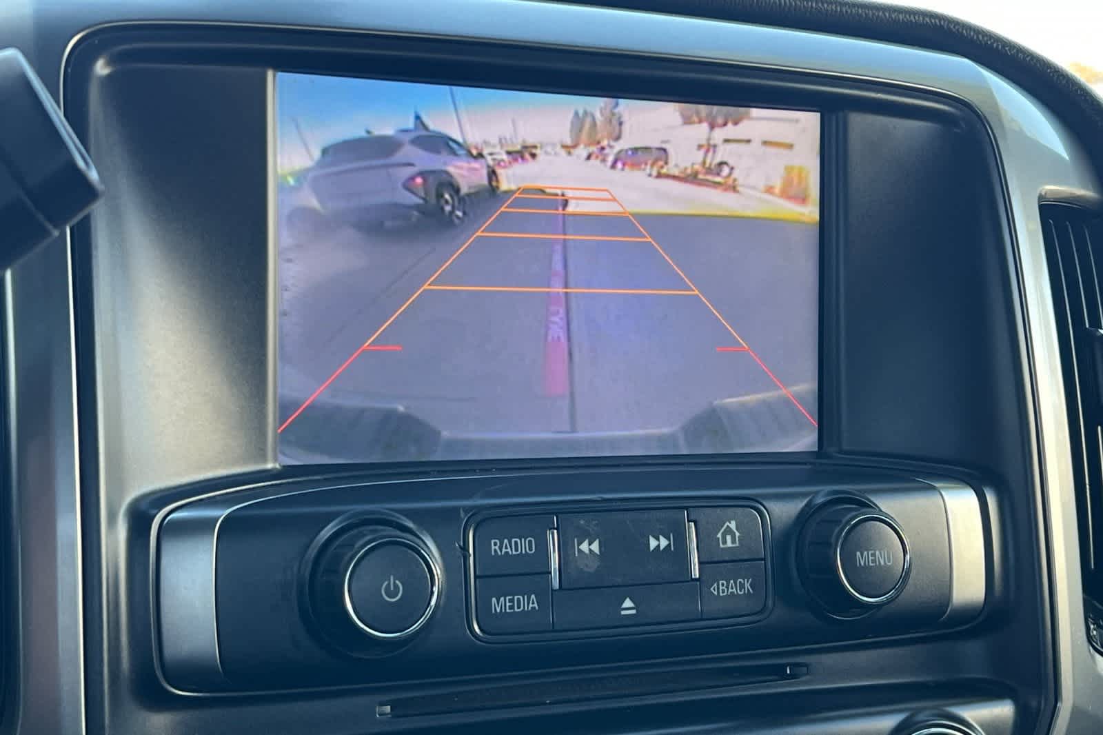 Thumbnail: 2015 Chevrolet Silverado 1500 - 21