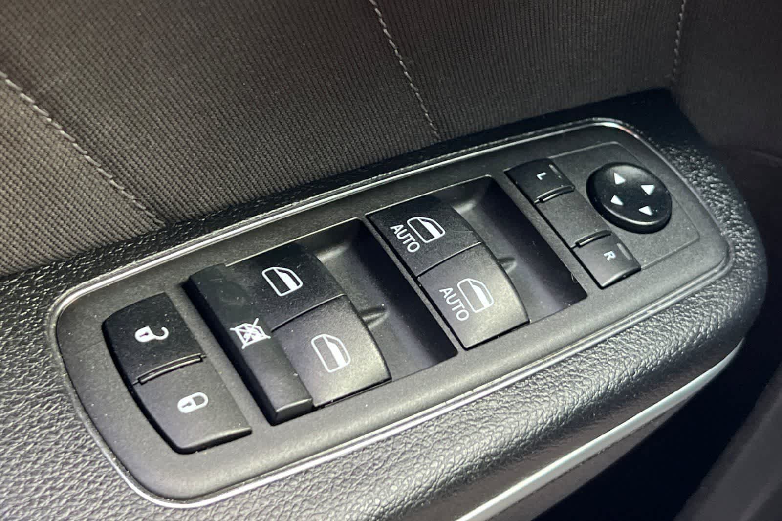 Thumbnail: 2021 Dodge Charger - 14