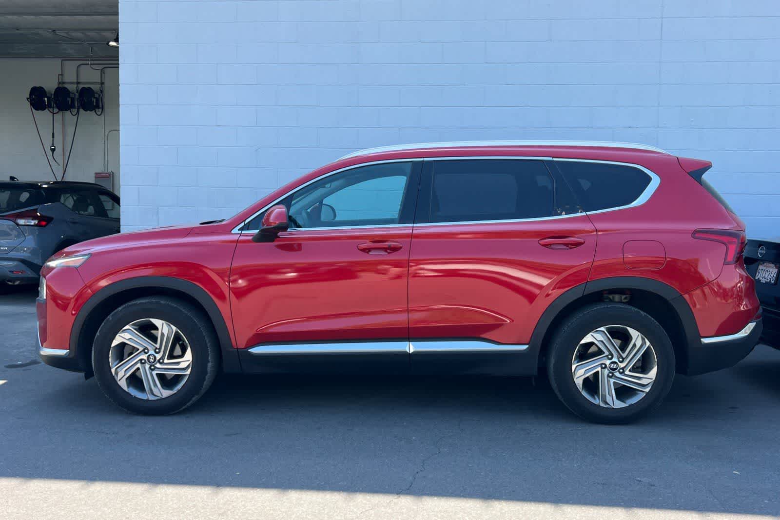 Thumbnail: 2021 Hyundai Santa Fe - 6