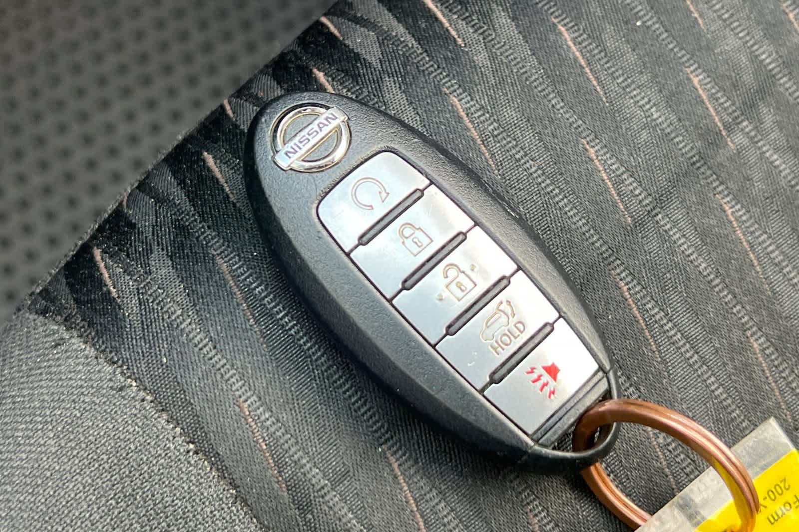 Thumbnail: 2018 Nissan Rogue - 23