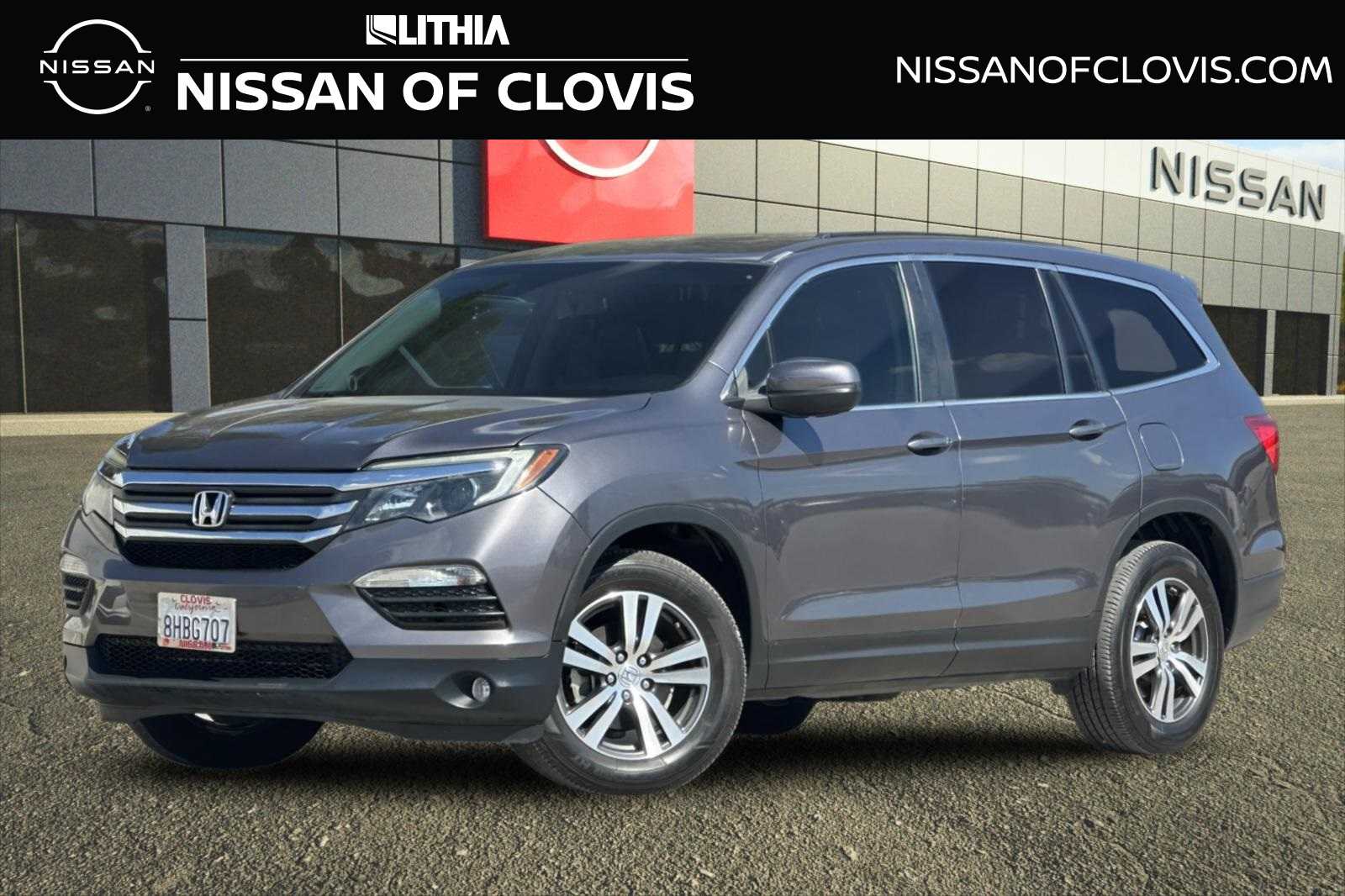 Thumbnail: 2017 Honda Pilot - 1