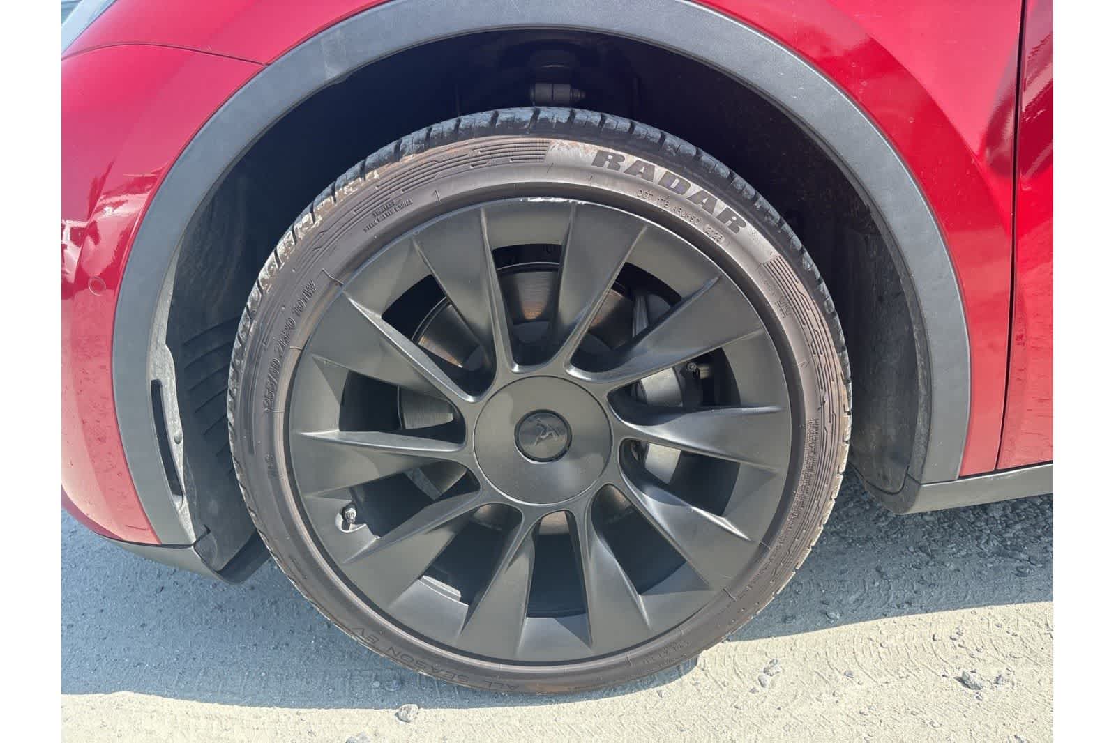 Thumbnail: 2021 Tesla Model Y - 24