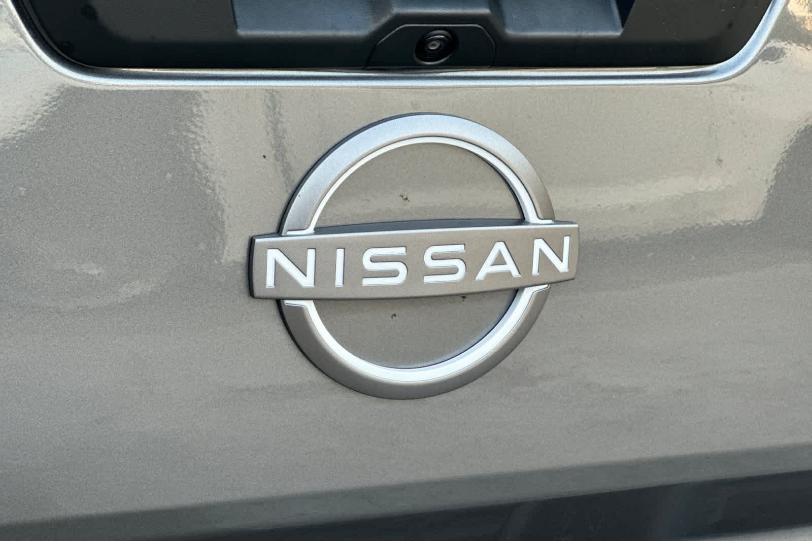 Thumbnail: 2025 Nissan Frontier - 15
