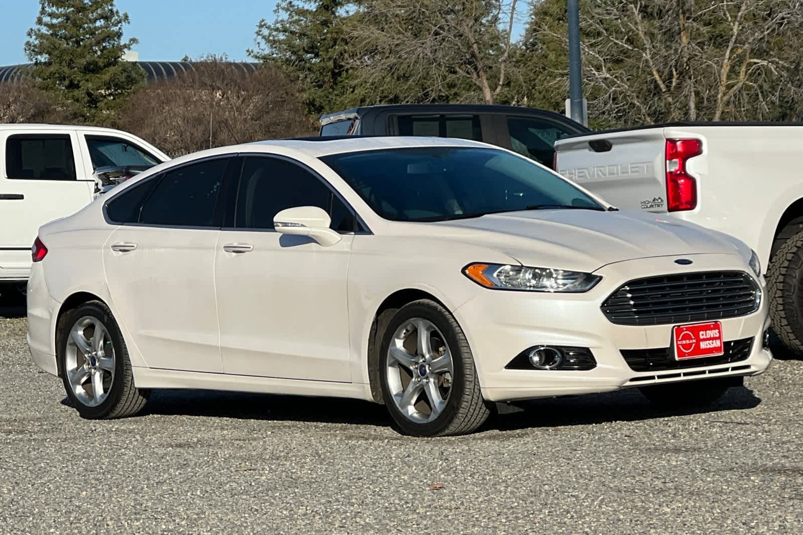 Thumbnail: 2014 Ford Fusion - 10