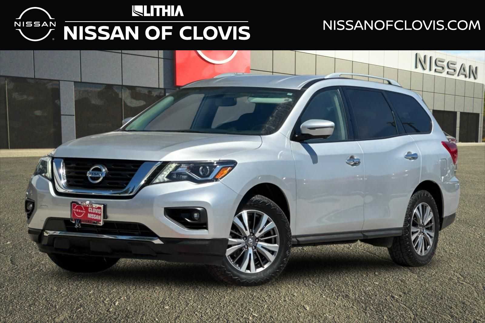 Thumbnail: 2019 Nissan Pathfinder - 1