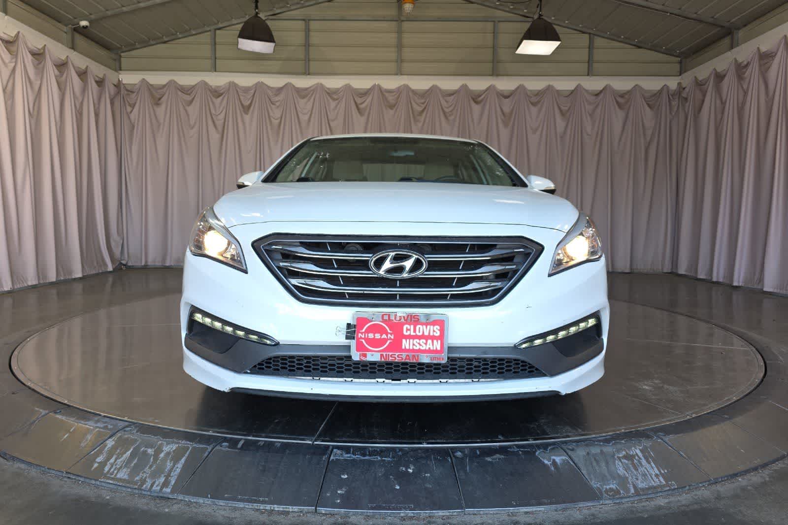 Thumbnail: 2017 Hyundai Sonata - 11