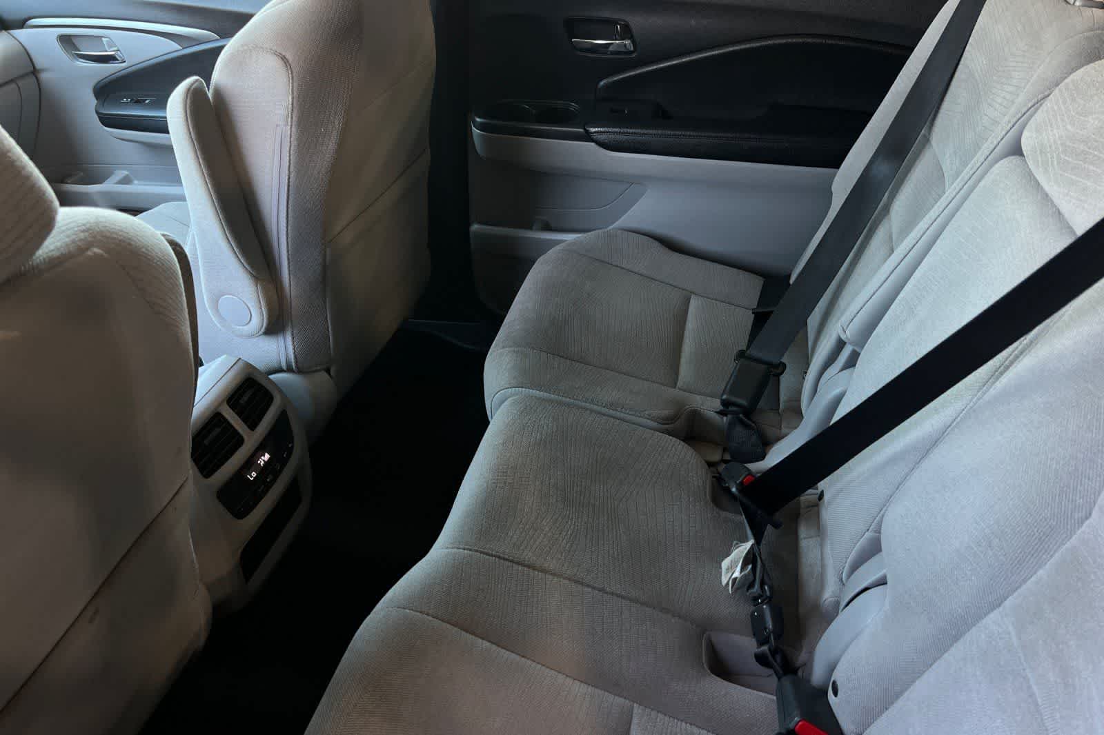 Thumbnail: 2016 Honda Pilot - 5