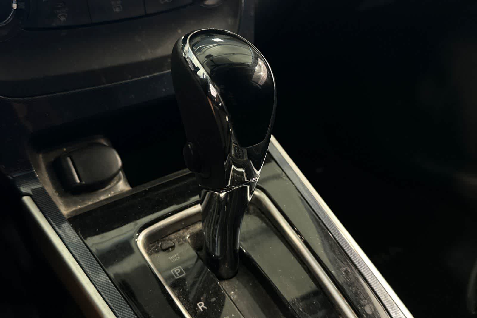 Thumbnail: 2016 Nissan Sentra - 22