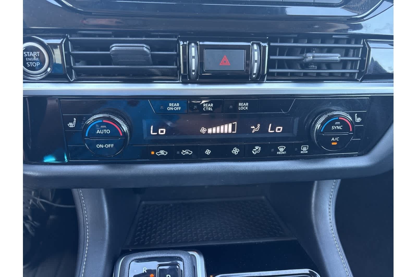 Thumbnail: 2022 Nissan Pathfinder - 18