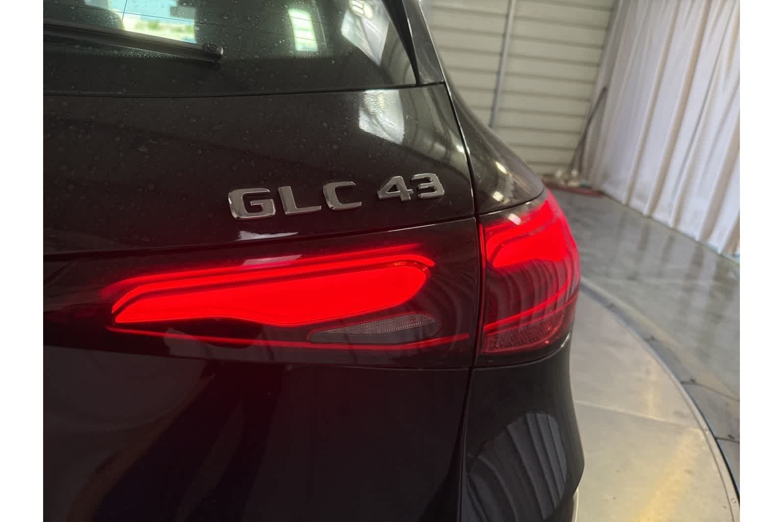 Thumbnail: 2025 Mercedes-Benz GLC - 11