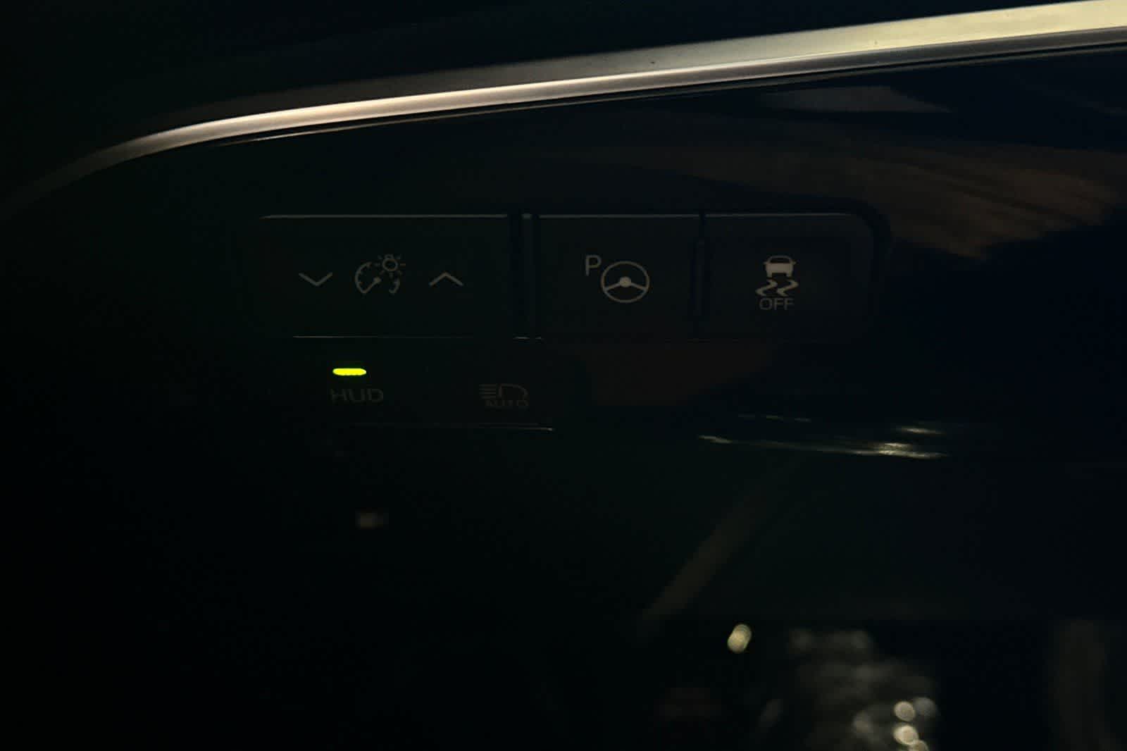 Thumbnail: 2019 Toyota Prius Prime - 32