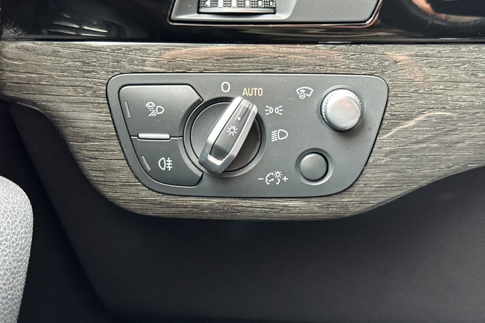 Thumbnail: 2019 Audi Q7 - 35