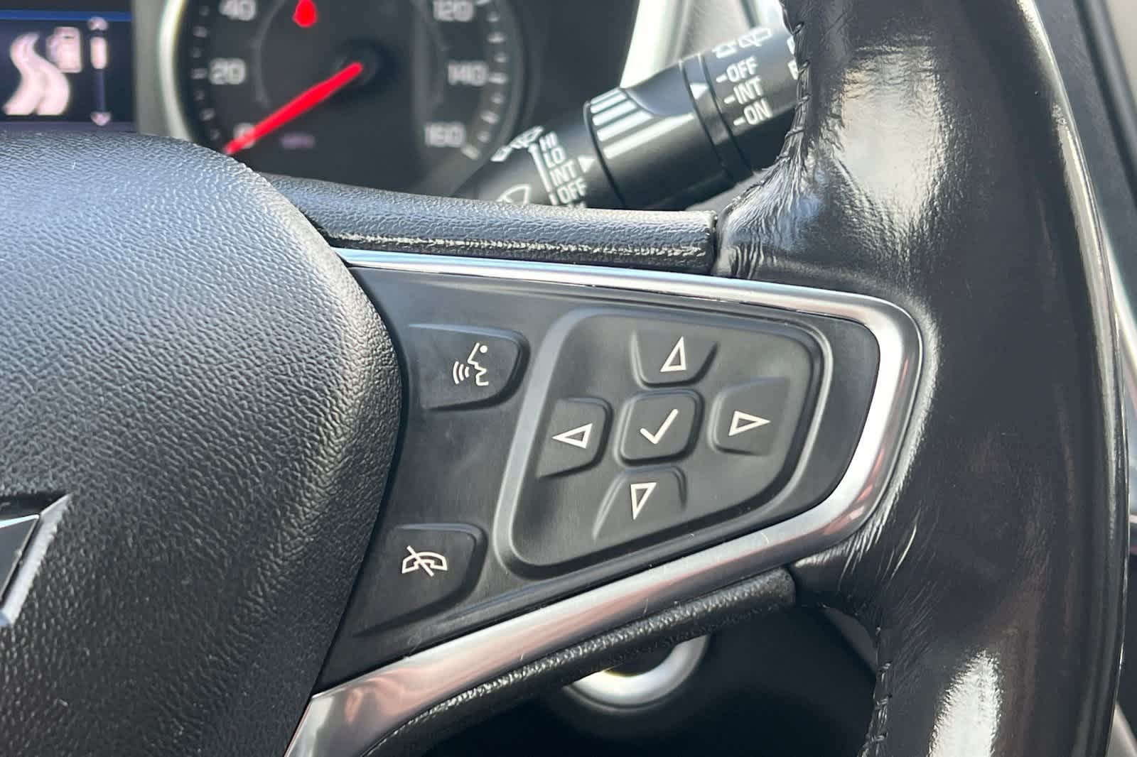 Thumbnail: 2019 Chevrolet Equinox - 30