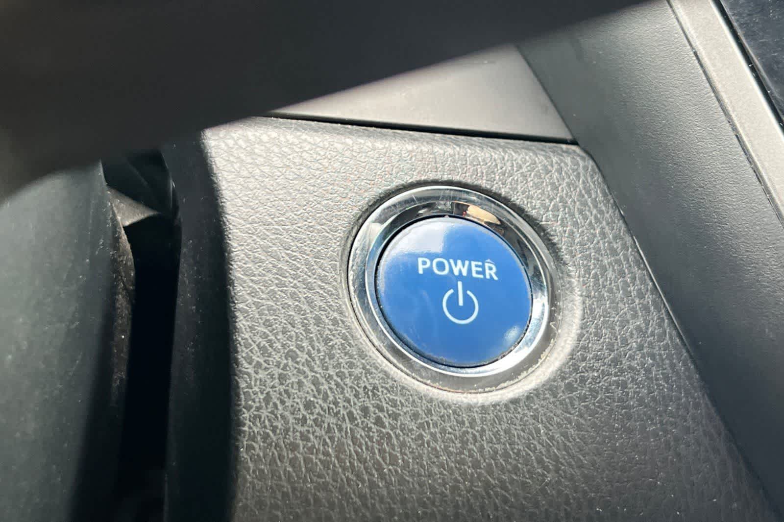 Thumbnail: 2020 Toyota Camry - 23