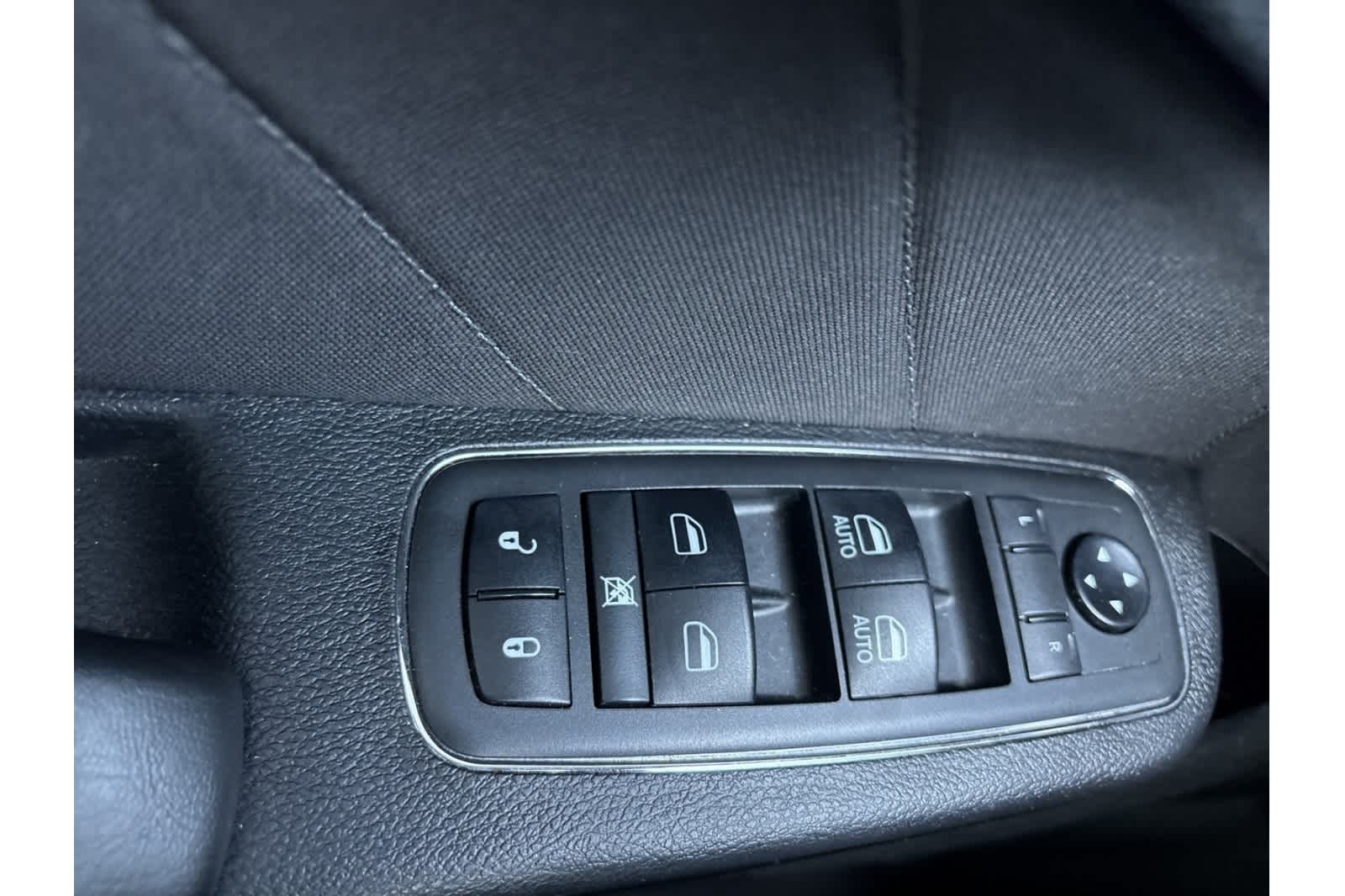 Thumbnail: 2019 Dodge Charger - 13