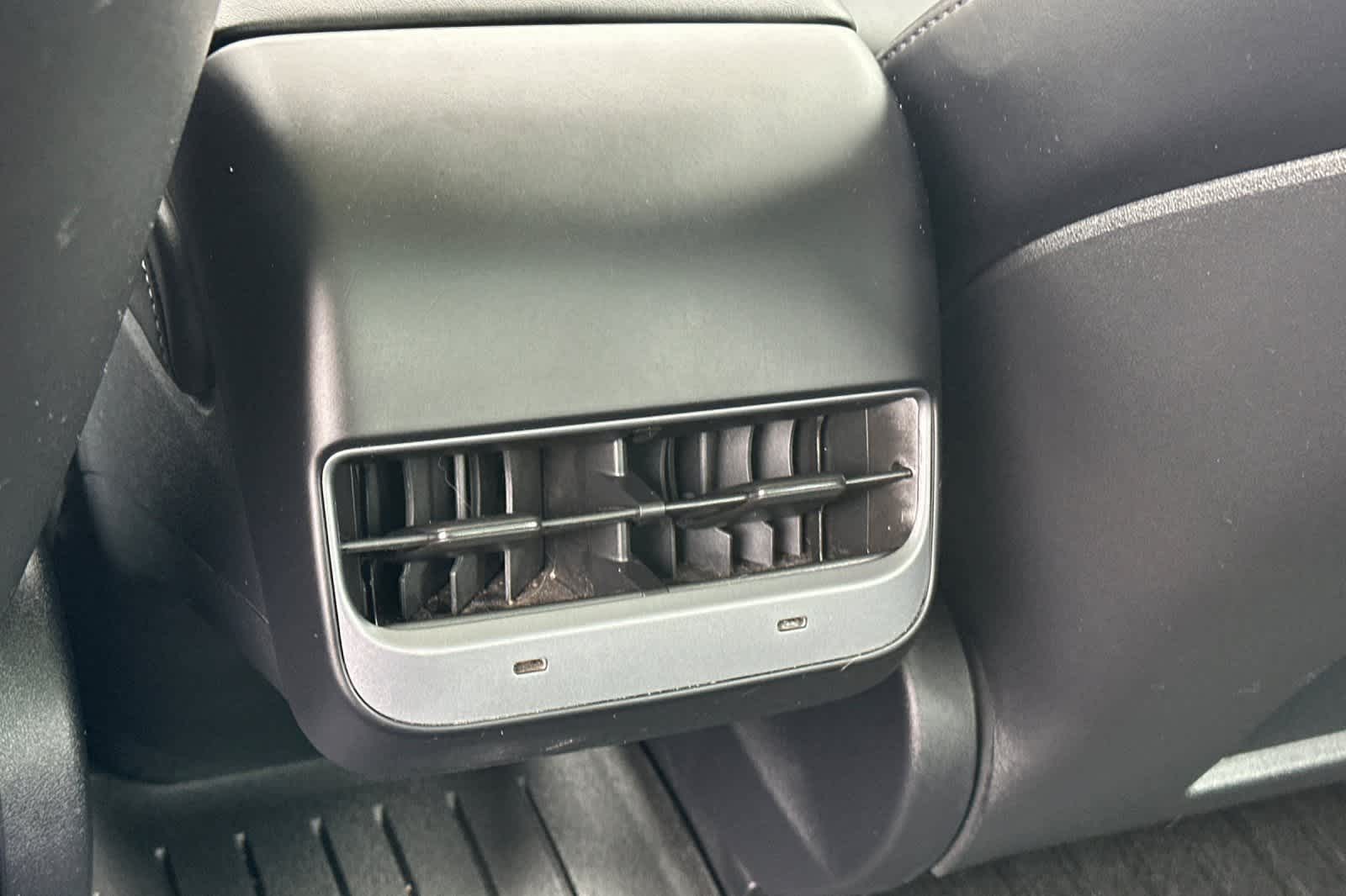 Thumbnail: 2023 Tesla Model 3 - 15