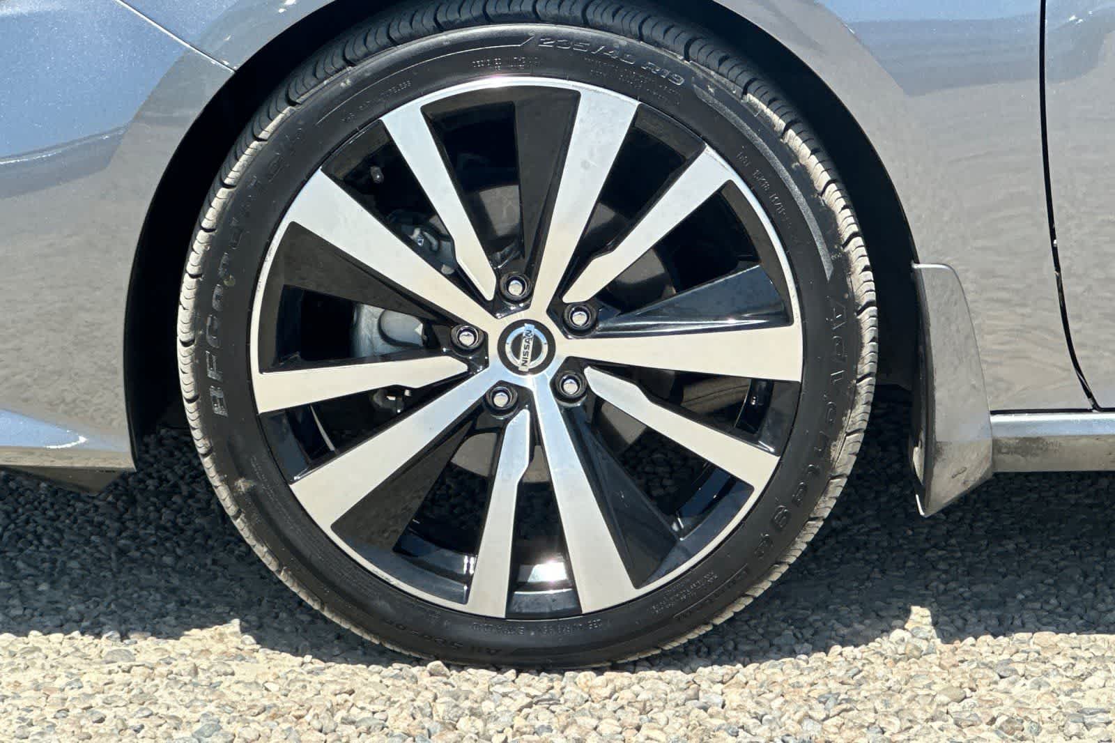 Thumbnail: 2020 Nissan Altima - 32