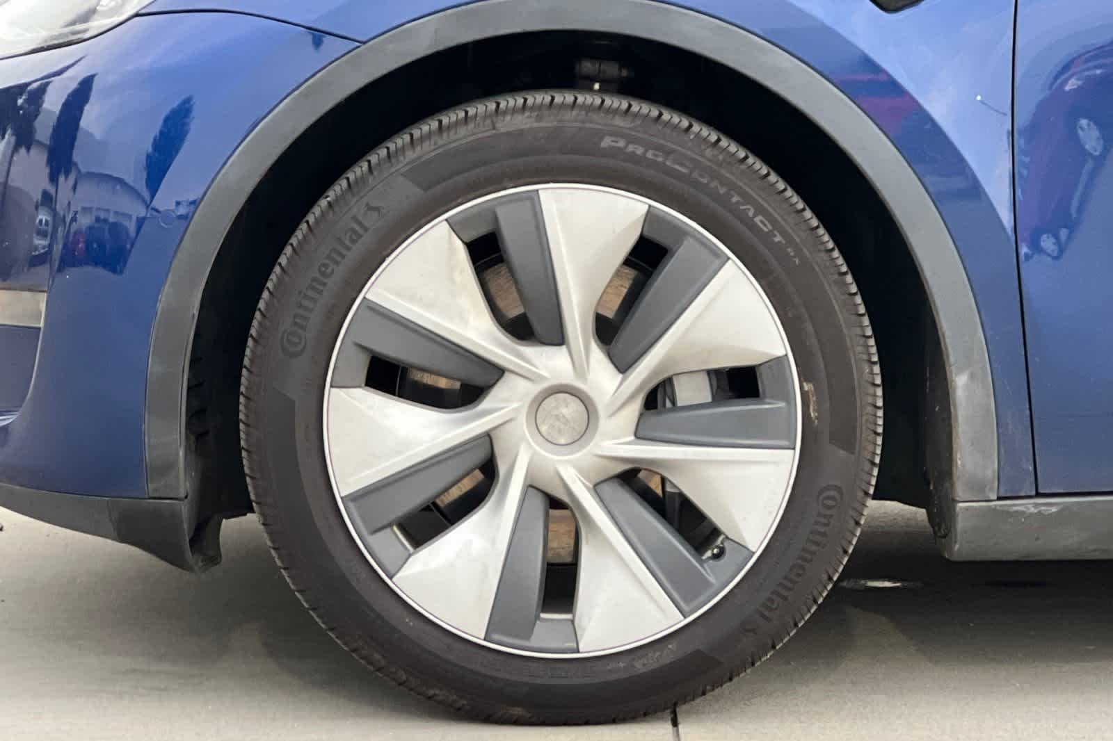 Thumbnail: 2021 Tesla Model Y - 28