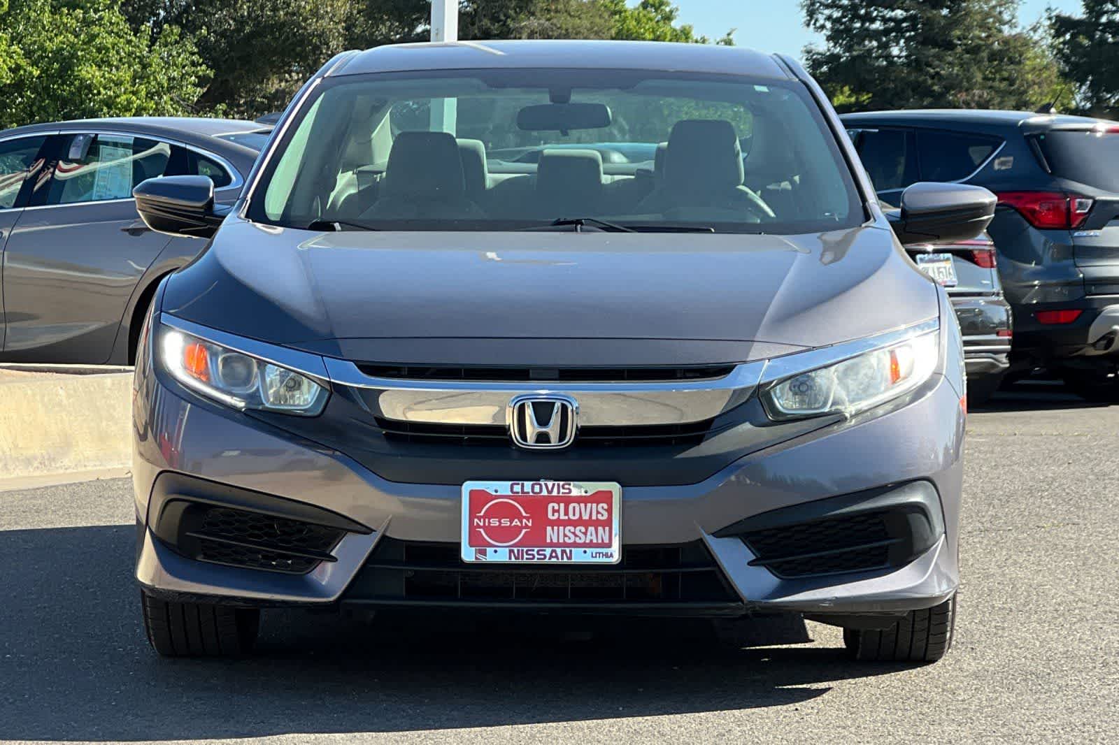 Thumbnail: 2016 Honda Civic - 11